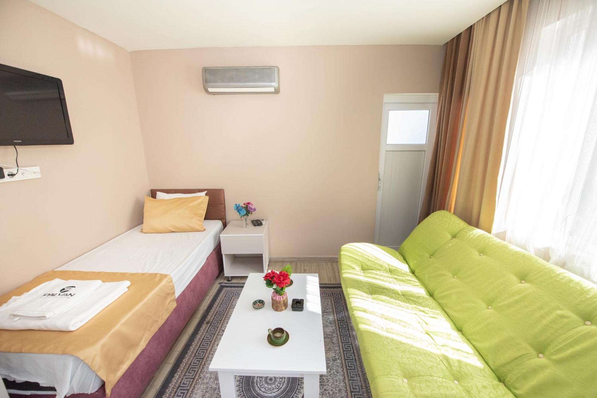 Palvan Hotel Antalya Bagian luar foto